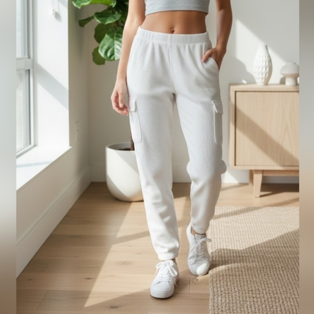 Bench Waffle White Jogging Pants NWOT